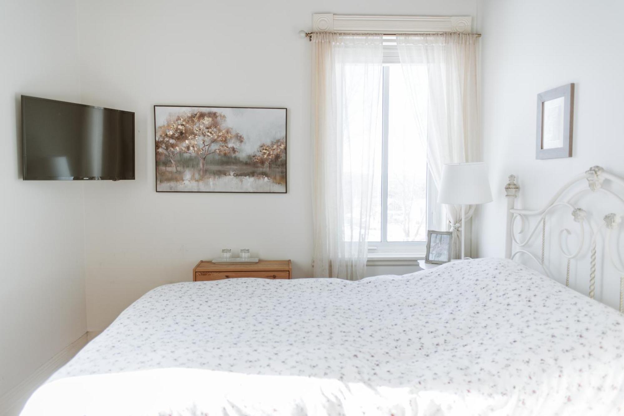 Auberge Incroyable Saint Adrien Luaran gambar